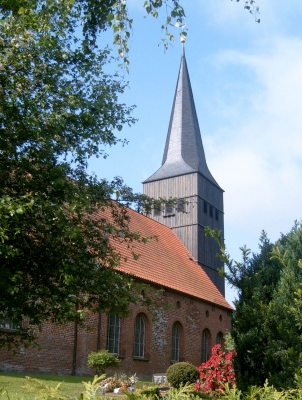 Hl. Dreikönigskirche Haselau - Copyright: Andreas-M. Petersen / kirche-hamburg.de