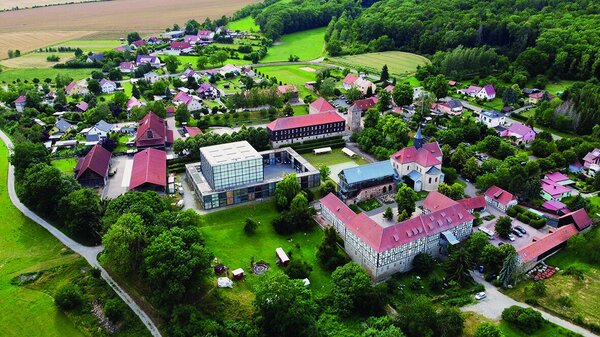 Bild der Klosteranlage Volkenroda in Thüringen von oben - Copyright: Lucas Thomas