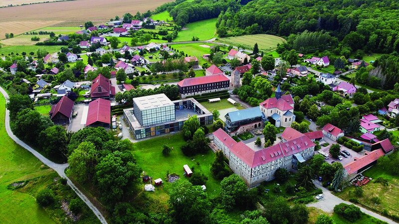 Bild der Klosteranlage Volkenroda in Thüringen von oben