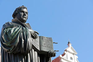 Das Lutherdenkmal in Wittenberg - Copyright: Christina, Hanck, iStockphoto