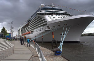 Häufiger Gast in Hamburg: Kreuzfahrtschiffe - Foto: Liesbeth Klein Haneveld - Copyright: Liesbeth Klein Haneveld