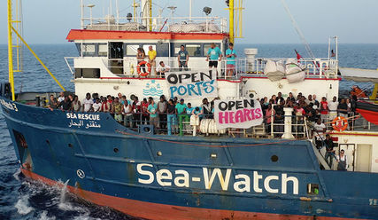 Die 'Sea-Watch 3' ist ein umgebauter Fischkutter - Copyright: © www.sea-watch.org