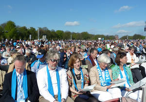 130.000 kamen zum Schluss-Gottesdienst des Hamburger Kirchentags - Copyright: Mechthild Klein