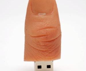 Richtig fies: Der USB-Stick in Fingerform - Copyright: Hamburger Museum für Kunst und Gewerbe