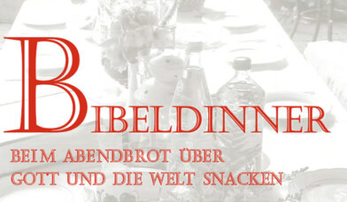 Logo Bibeldinner: gedeckte lange Tafel mit Essen, Blumen, Kerzen  - Copyright: Paul-Gerhardt-Gemeinde