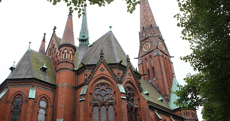 Kirche im geografischen Mittelpunkt Hamburgs: St. Gertrud