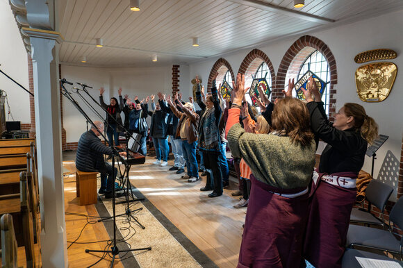 Die Happy Gospel Singers bereiten sich auch vor