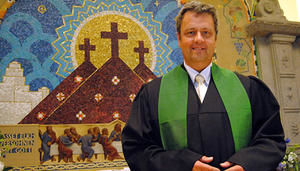 Wolfgang Gutzeit - Prädikant in der Auferstehungskirche in Hamburg-Barmbek - Foto: Mechthild Klein - Copyright: Mechthild Klein