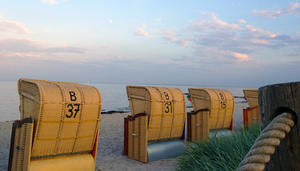 Auszeit Urlaub: Müßiggang am Strand - Copyright: Mechthild Klein