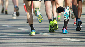 Bischöfin Fehrs läuft beim Hamburg-Marathon mit. - Foto: Kara/Fotolia - Copyright: Kara/Fotolia